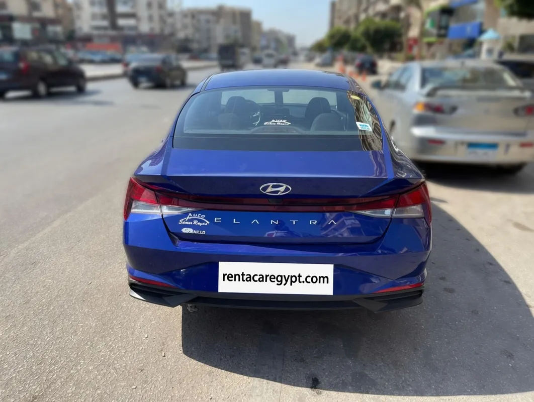 Hyundai النترا C7