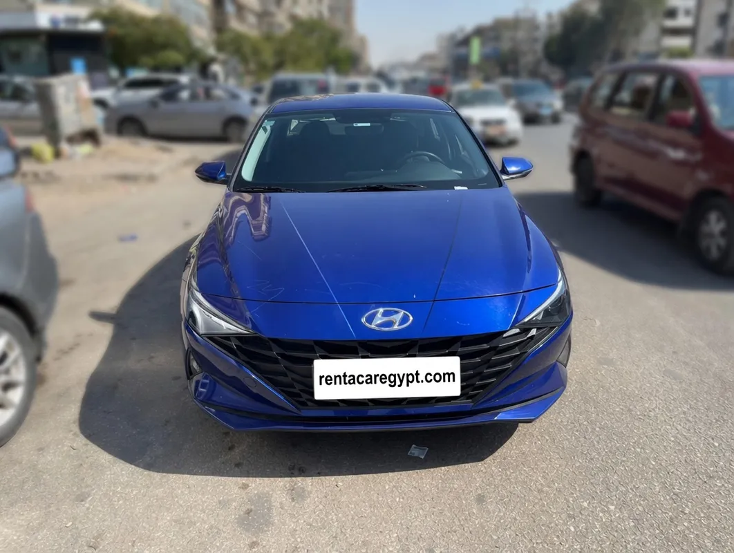 ايجار Hyundai النترا C7 في شرم الشيخ