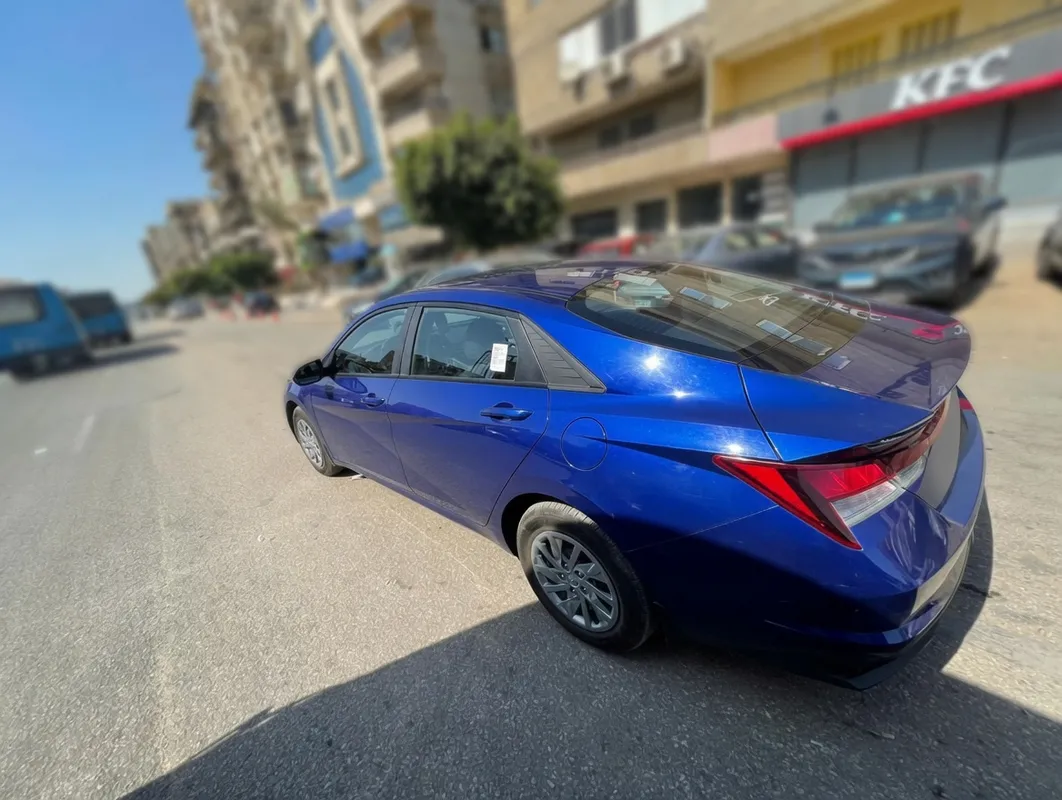Hyundai النترا C7